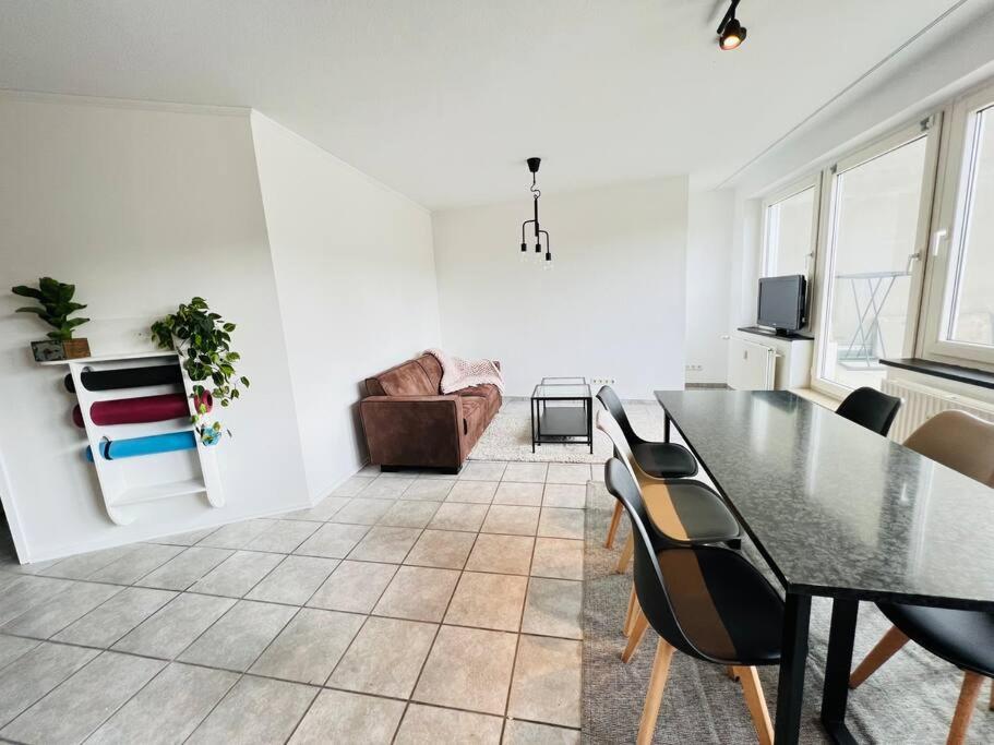 Zentrales Grosszuegiges Apartment Mit Dachterrasse! ボーフム エクステリア 写真