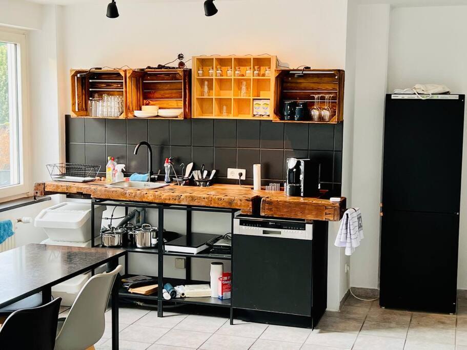 Zentrales Grosszuegiges Apartment Mit Dachterrasse! ボーフム エクステリア 写真